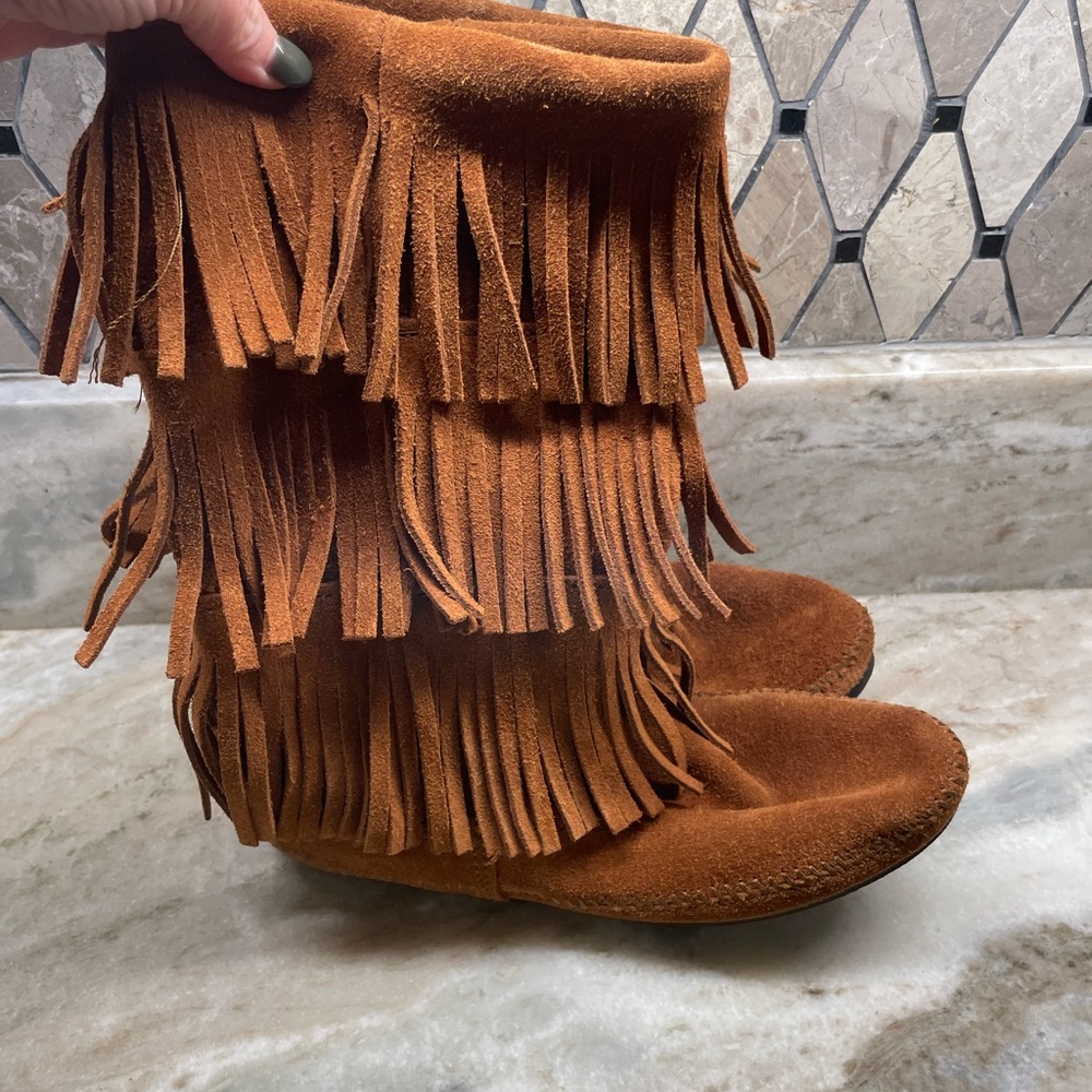 Minnetonka Moccasins Sz 10